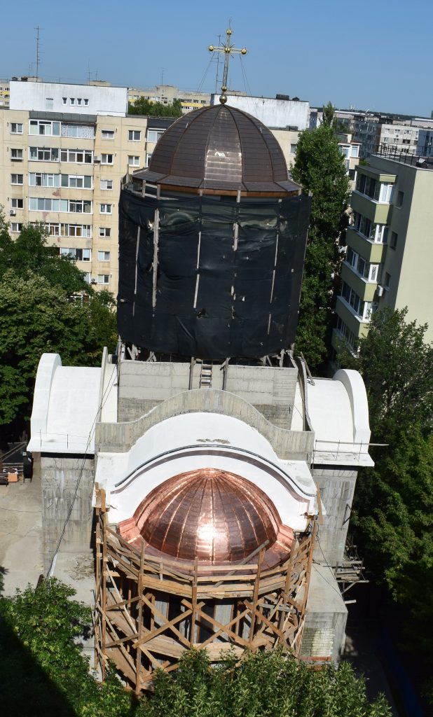 Biserica Sfânta Parascheva - Acoperiș Altar